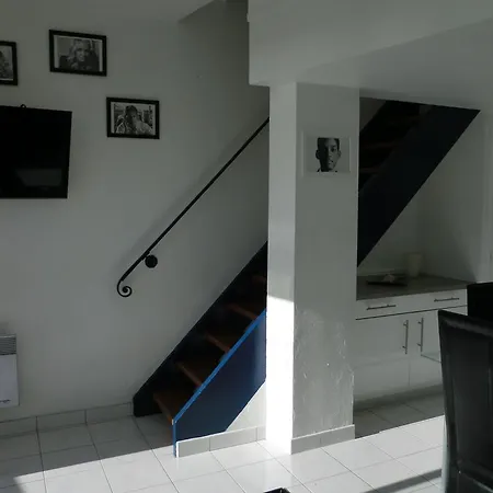 Le Panoramer Sea View Apartment